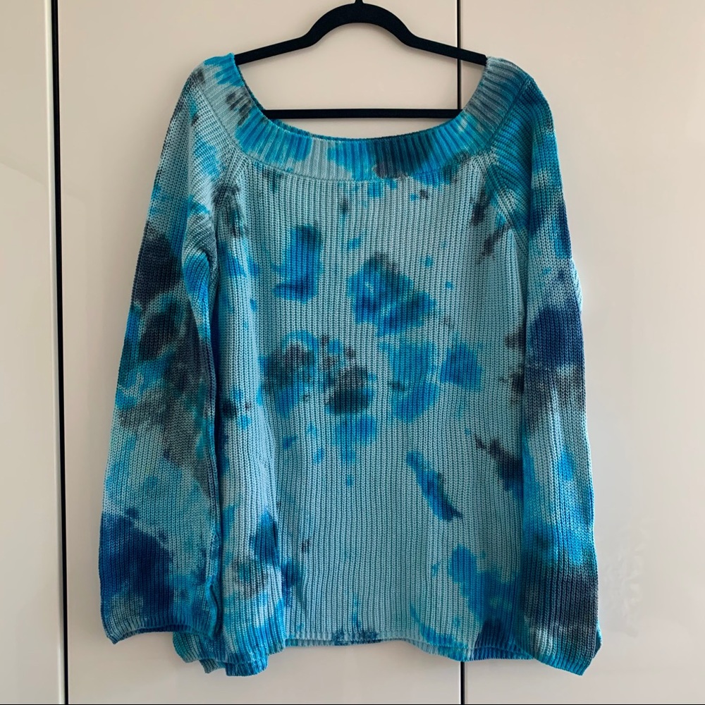 💙NWOT💙 525 America Hand Tie Dye Sweater